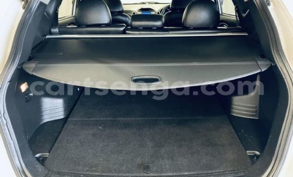 Nunua Ilio tumika Hyundai ix35 White Gari ndani ya Ezulwini nchini Hhohho Nunua Ilio tumika Hyundai ix35 White Gari ndani ya Ezulwini nchini Hhohho