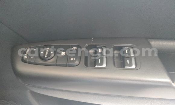 Nunua Ilio tumika Kia Sportage White Gari ndani ya Ezulwini nchini Hhohho Nunua Ilio tumika Kia Sportage White Gari ndani ya Ezulwini nchini Hhohho