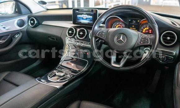 Nunua Ilio tumika Mercedes‒Benz C–Class White Gari ndani ya Ezulwini nchini Hhohho Nunua Ilio tumika Mercedes‒Benz C–Class White Gari ndani ya Ezulwini nchini Hhohho