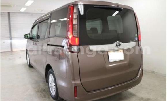 Buy Used Toyota Noah Other Car in Mbabane in Manzini Buy Used Toyota Noah Other Car in Mbabane in Manzini