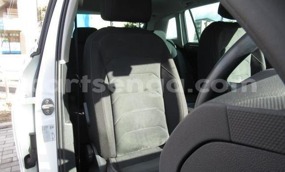 Buy Used Volkswagen Tiguan White Car in Manzini in Manzini Buy Used Volkswagen Tiguan White Car in Manzini in Manzini