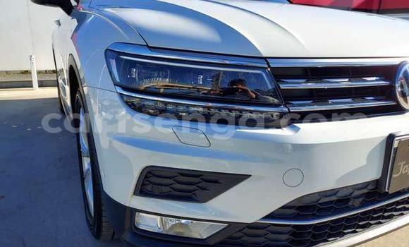 Buy Used Volkswagen Tiguan White Car in Manzini in Manzini Buy Used Volkswagen Tiguan White Car in Manzini in Manzini