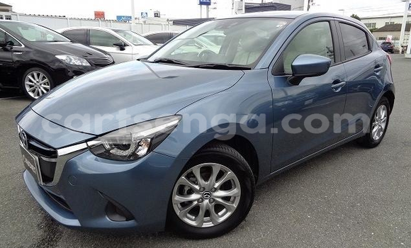 Nunua Ilio tumika Mazda Demio Blue Gari ndani ya Bulembu nchini Hhohho