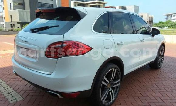 Buy Used Porsche Cayenne White Car in Mbabane in Manzini Buy Used Porsche Cayenne White Car in Mbabane in Manzini