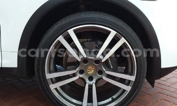 Buy Used Porsche Cayenne White Car in Mbabane in Manzini Buy Used Porsche Cayenne White Car in Mbabane in Manzini