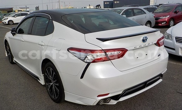 Buy Used Toyota Camry White Car in Big Bend in Lubombo District Buy Used Toyota Camry White Car in Big Bend in Lubombo District
