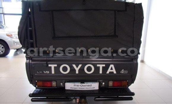 Buy Used Toyota Land Cruiser Black Car in Mbabane in Manzini Buy Used Toyota Land Cruiser Black Car in Mbabane in Manzini