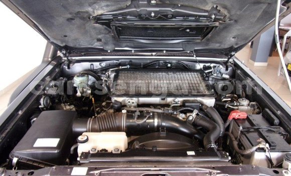 Buy Used Toyota Land Cruiser Black Car in Mbabane in Manzini Buy Used Toyota Land Cruiser Black Car in Mbabane in Manzini
