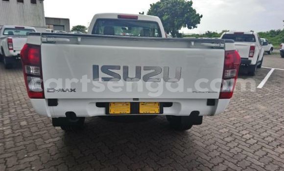 Nunua Ilio tumika Isuzu D–MAX White Gari ndani ya Manzini nchini Manzini Nunua Ilio tumika Isuzu D–MAX White Gari ndani ya Manzini nchini Manzini