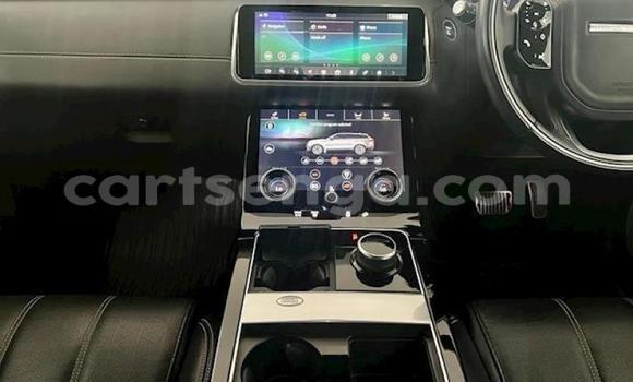 Nunua Ilio tumika Land Rover Range Rover Velar White Gari ndani ya Big Bend nchini Lubombo Nunua Ilio tumika Land Rover Range Rover Velar White Gari ndani ya Big Bend nchini Lubombo