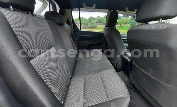 Acheter Occasion Voiture Toyota Hilux Blanc à Ezulwini, Hhohho Acheter Occasion Voiture Toyota Hilux Blanc à Ezulwini, Hhohho