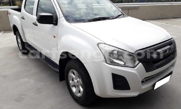 Buy Used Isuzu KB White Car in Bulembu in Hhohho
