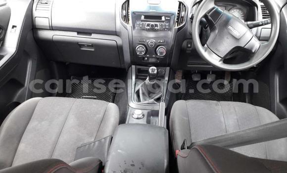 Nunua Ilio tumika Isuzu KB White Gari ndani ya Bulembu nchini Hhohho Nunua Ilio tumika Isuzu KB White Gari ndani ya Bulembu nchini Hhohho