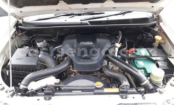 Nunua Ilio tumika Isuzu KB White Gari ndani ya Bulembu nchini Hhohho Nunua Ilio tumika Isuzu KB White Gari ndani ya Bulembu nchini Hhohho