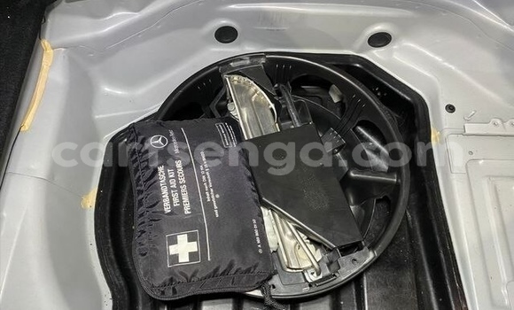 Acheter Occasion Voiture Mercedes‒Benz C–Class Blanc à Mbabane, Manzini Acheter Occasion Voiture Mercedes‒Benz C–Class Blanc à Mbabane, Manzini