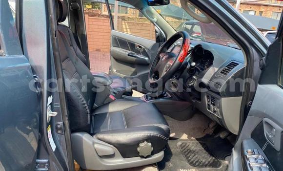 Nunua Ilio tumika Toyota Hilux Beige Gari ndani ya Tshaneni nchini Lubombo Nunua Ilio tumika Toyota Hilux Beige Gari ndani ya Tshaneni nchini Lubombo