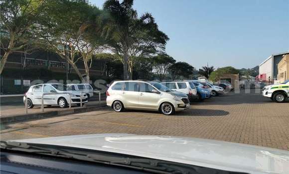 Buy Used Toyota Avanza Other Car in Ngomane in Lubombo District Buy Used Toyota Avanza Other Car in Ngomane in Lubombo District