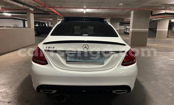 Buy Used Mercedes‒Benz C-klasse White Car in Big Bend in Lubombo District Buy Used Mercedes‒Benz C-klasse White Car in Big Bend in Lubombo District