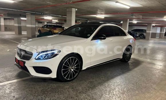 Buy Used Mercedes‒Benz C-klasse White Car in Big Bend in Lubombo District Buy Used Mercedes‒Benz C-klasse White Car in Big Bend in Lubombo District