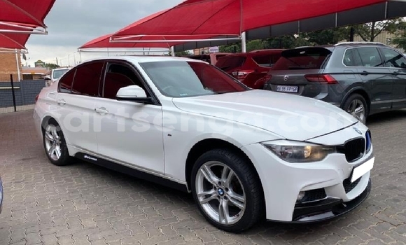 Buy Used BMW 3–Series White Car in Big Bend in Lubombo