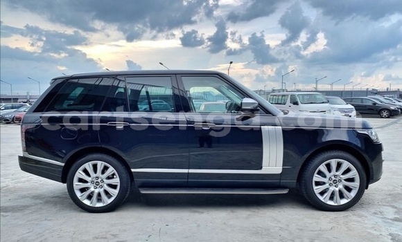 Nunua Ilio tumika Land Rover Range Rover Black Gari ndani ya Ezulwini nchini Hhohho Nunua Ilio tumika Land Rover Range Rover Black Gari ndani ya Ezulwini nchini Hhohho