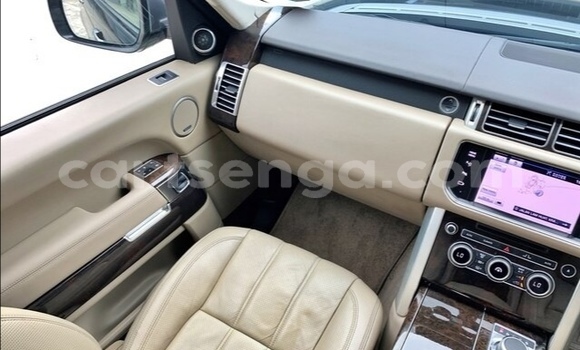 Nunua Ilio tumika Land Rover Range Rover Black Gari ndani ya Ezulwini nchini Hhohho Nunua Ilio tumika Land Rover Range Rover Black Gari ndani ya Ezulwini nchini Hhohho