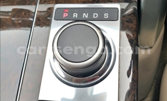 Nunua Ilio tumika Land Rover Range Rover Black Gari ndani ya Ezulwini nchini Hhohho Nunua Ilio tumika Land Rover Range Rover Black Gari ndani ya Ezulwini nchini Hhohho