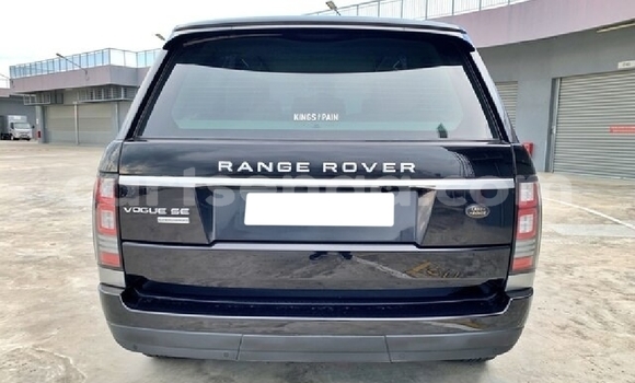 Nunua Ilio tumika Land Rover Range Rover Black Gari ndani ya Ezulwini nchini Hhohho Nunua Ilio tumika Land Rover Range Rover Black Gari ndani ya Ezulwini nchini Hhohho
