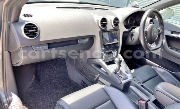 Nunua Ilio tumika Audi RS3 Silver Gari ndani ya Manzini nchini Manzini Nunua Ilio tumika Audi RS3 Silver Gari ndani ya Manzini nchini Manzini