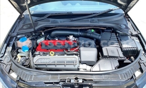 Nunua Ilio tumika Audi RS3 Silver Gari ndani ya Manzini nchini Manzini Nunua Ilio tumika Audi RS3 Silver Gari ndani ya Manzini nchini Manzini