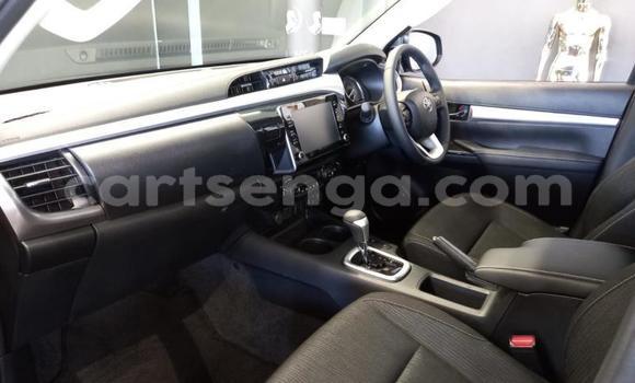 Acheter Occasion Voiture Toyota Hilux Gris à Mbabane, Manzini Acheter Occasion Voiture Toyota Hilux Gris à Mbabane, Manzini