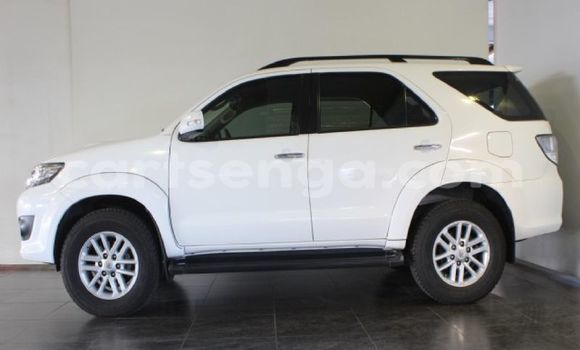 Buy Used Toyota Fortuner White Car in Big Bend in Lubombo Buy Used Toyota Fortuner White Car in Big Bend in Lubombo