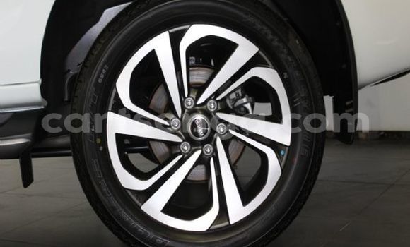 Buy Used Isuzu MU-X White Car in Big Bend in Lubombo Buy Used Isuzu MU-X White Car in Big Bend in Lubombo