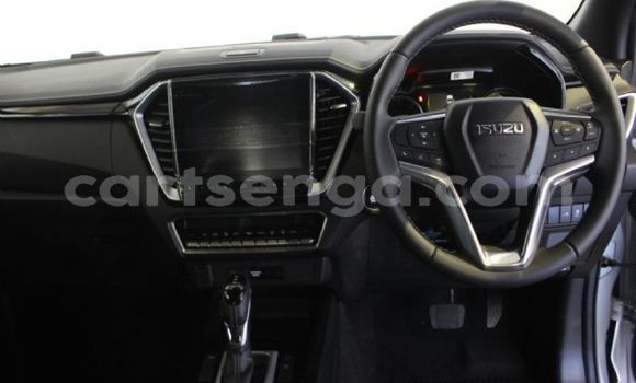 Buy Used Isuzu D–MAX Silver Car in Pigg's Peak in Hhohho Buy Used Isuzu D–MAX Silver Car in Pigg's Peak in Hhohho