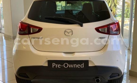 Nunua Ilio tumika Mazda 2 White Gari ndani ya Ezulwini nchini Hhohho Nunua Ilio tumika Mazda 2 White Gari ndani ya Ezulwini nchini Hhohho