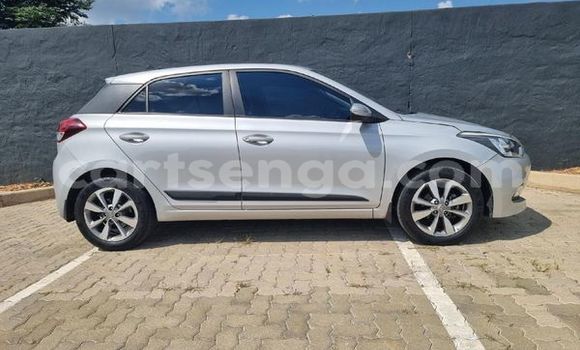 Acheter Occasion Voiture Hyundai i20 Gris à Ezulwini, Hhohho Acheter Occasion Voiture Hyundai i20 Gris à Ezulwini, Hhohho