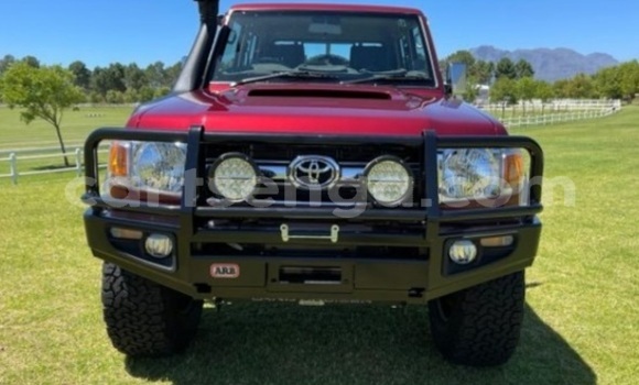 Buy Used Toyota Land Cruiser Red Car in Ezulwini in Hhohho Buy Used Toyota Land Cruiser Red Car in Ezulwini in Hhohho