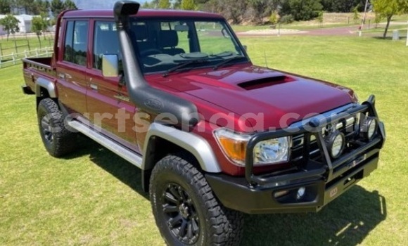 Buy Used Toyota Land Cruiser Red Car in Ezulwini in Hhohho Buy Used Toyota Land Cruiser Red Car in Ezulwini in Hhohho