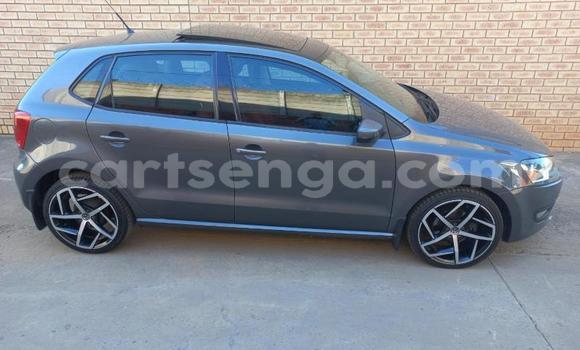 Acheter Occasion Voiture Volkswagen Polo Gris à Ezulwini, Hhohho Acheter Occasion Voiture Volkswagen Polo Gris à Ezulwini, Hhohho