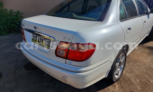 Nunua Ilio tumika Nissan Bluebird White Gari ndani ya Manzini nchini Manzini Nunua Ilio tumika Nissan Bluebird White Gari ndani ya Manzini nchini Manzini
