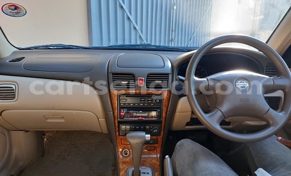 Nunua Ilio tumika Nissan Bluebird White Gari ndani ya Manzini nchini Manzini Nunua Ilio tumika Nissan Bluebird White Gari ndani ya Manzini nchini Manzini