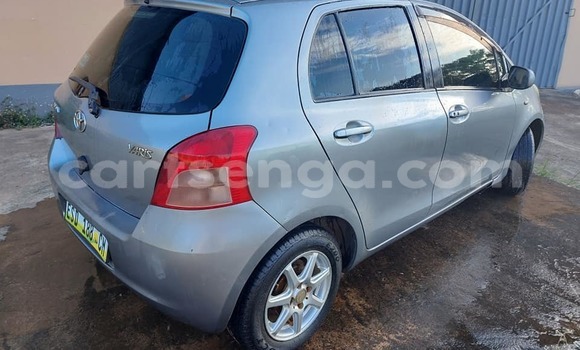 Nunua Ilio tumika Toyota Vitz Blue Gari ndani ya Manzini nchini Manzini Nunua Ilio tumika Toyota Vitz Blue Gari ndani ya Manzini nchini Manzini
