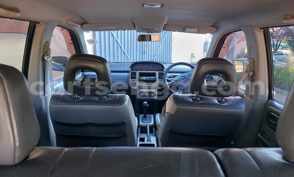 Nunua Ilio tumika Nissan X–Trail Silver Gari ndani ya Manzini nchini Manzini Nunua Ilio tumika Nissan X–Trail Silver Gari ndani ya Manzini nchini Manzini