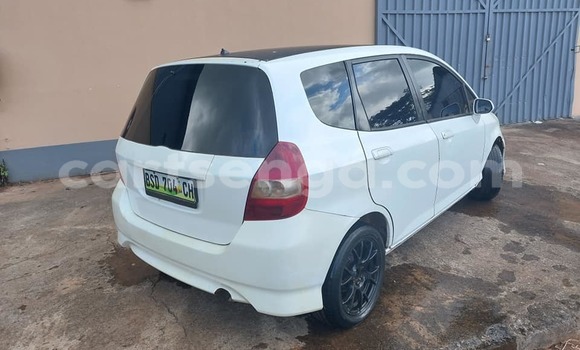Acheter Occasion Voiture Honda FIT Blanc à Manzini, Manzini Acheter Occasion Voiture Honda FIT Blanc à Manzini, Manzini