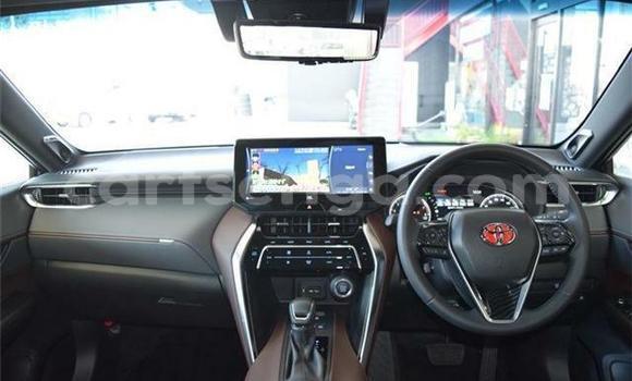 Buy Used Toyota Harrier White Car in Manzini in Manzini Buy Used Toyota Harrier White Car in Manzini in Manzini