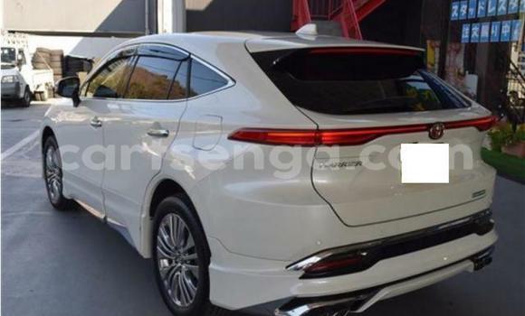Buy Used Toyota Harrier White Car in Manzini in Manzini Buy Used Toyota Harrier White Car in Manzini in Manzini
