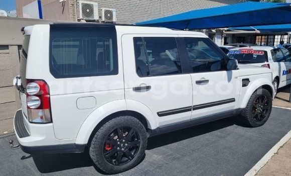 Acheter Occasion Voiture Land Rover Discovery Blanc à Ezulwini, Hhohho Acheter Occasion Voiture Land Rover Discovery Blanc à Ezulwini, Hhohho