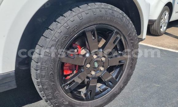 Acheter Occasion Voiture Land Rover Discovery Blanc à Ezulwini, Hhohho Acheter Occasion Voiture Land Rover Discovery Blanc à Ezulwini, Hhohho