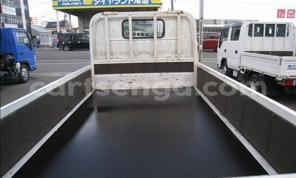 Buy Used Haima 2 White Car in Ezulwini in Hhohho Buy Used Haima 2 White Car in Ezulwini in Hhohho