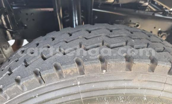 Acheter Occasion Voiture Hyundai H200 Blanc à Ezulwini, Hhohho Acheter Occasion Voiture Hyundai H200 Blanc à Ezulwini, Hhohho